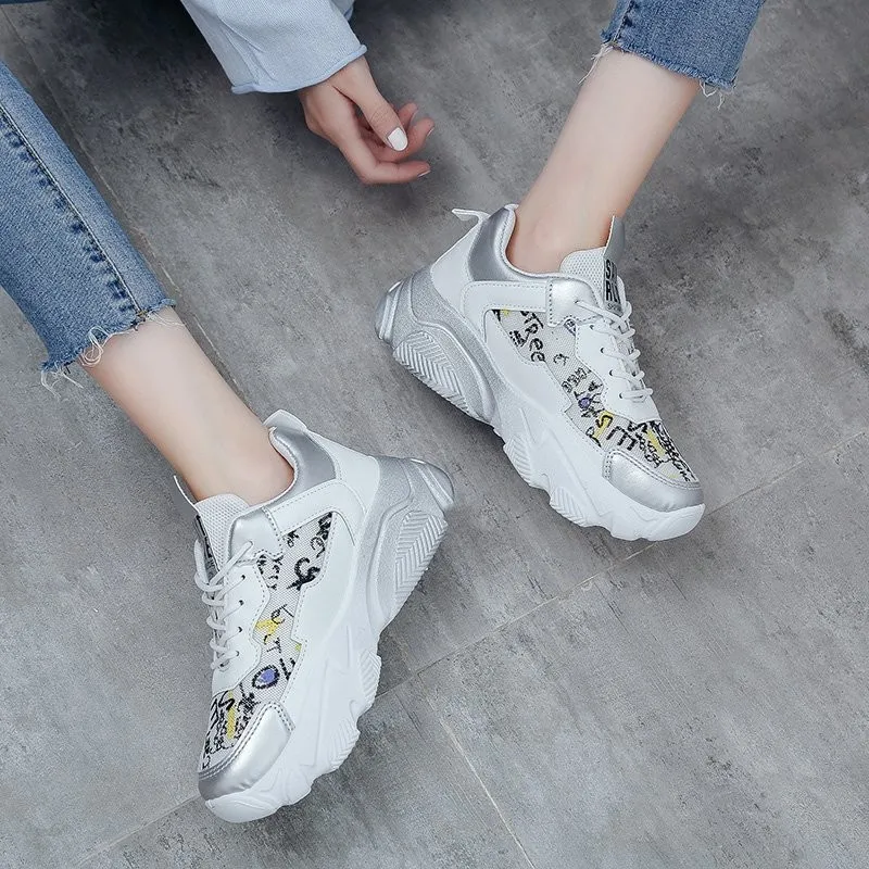 Print Design White Chunky Sneakers For Girls New Design 2020 All Season Lady Sport Shoes 
Print Design White Chunky Sneakers For Girls New Design 2020 All Season Lady Sport Shoes