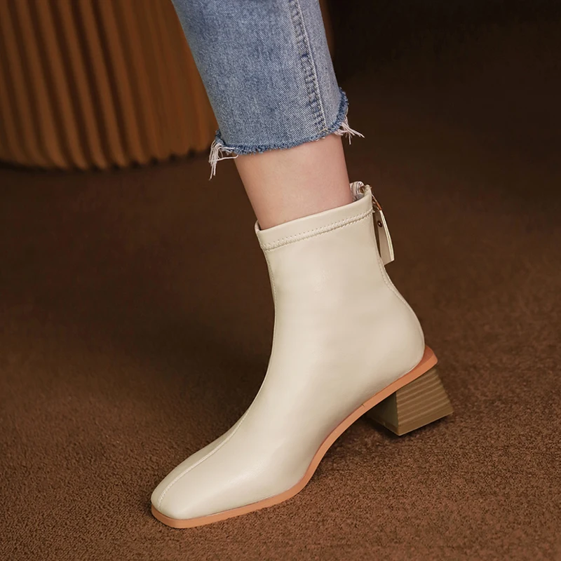 Boots Women Square head Ankle Boots for Women Short Plush Winter Shoes Women Botas Mujer 34-45
Boots Women Square head Ankle Boots for Women Short Plush Winter Shoes Women Botas Mujer 34-45