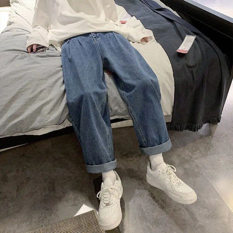 Dark blue straight jeans women's trendy pants loose wide leg show thin new autumn and winter pants 2020 students versatile
Dark blue straight jeans women's trendy pants loose wide leg show thin new autumn and winter pants 2020 students versatile