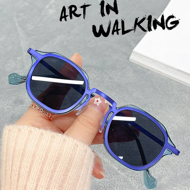New Personality Metal Hybrid Sun Glasses Korean Fashion Small Frame Glasses Net Red Tide Shot With The Same Sunshade Sunglasses 
New Personality Metal Hybrid Sun Glasses Korean Fashion Small Frame Glasses Net Red Tide Shot With The Same Sunshade Sunglasses