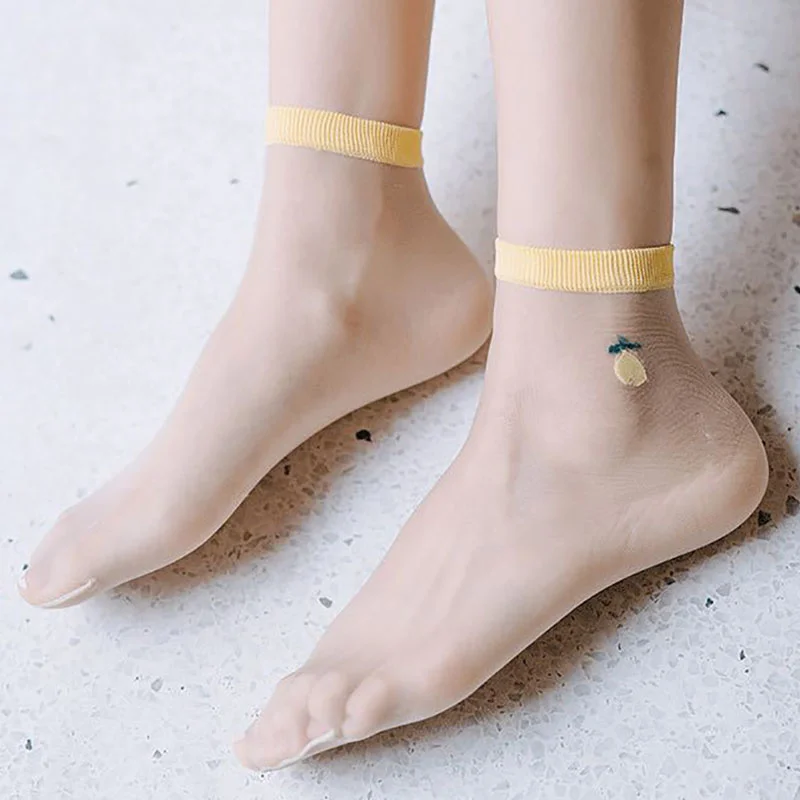 New Cotton Women's Solid Avocado Embroidery Casual Joker Cotton Short Socks Breathable Ship Sock Pattern Elastic Christmas Gift
New Cotton Women's Solid Avocado Embroidery Casual Joker Cotton Short Socks Breathable Ship Sock Pattern Elastic Christmas Gift