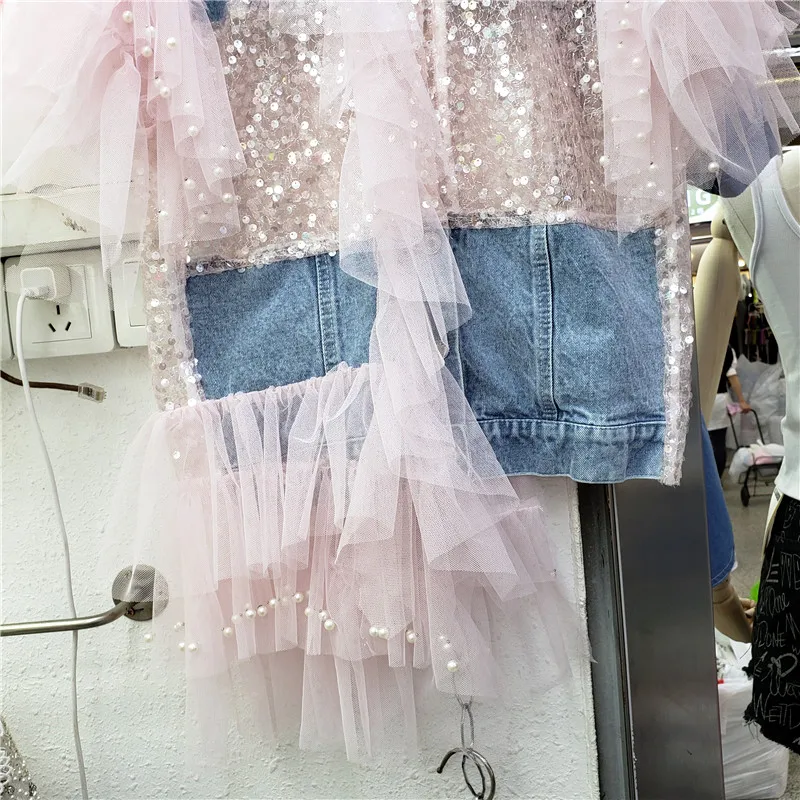 Summer 2021 Street Fashion Beaded Sequin Irregular Net yarn Patchwork Blue Jean Waistcoat Women Loose Casual Vintage Veste Femme
Summer 2021 Street Fashion Beaded Sequin Irregular Net yarn Patchwork Blue Jean Waistcoat Women Loose Casual Vintage Veste Femme