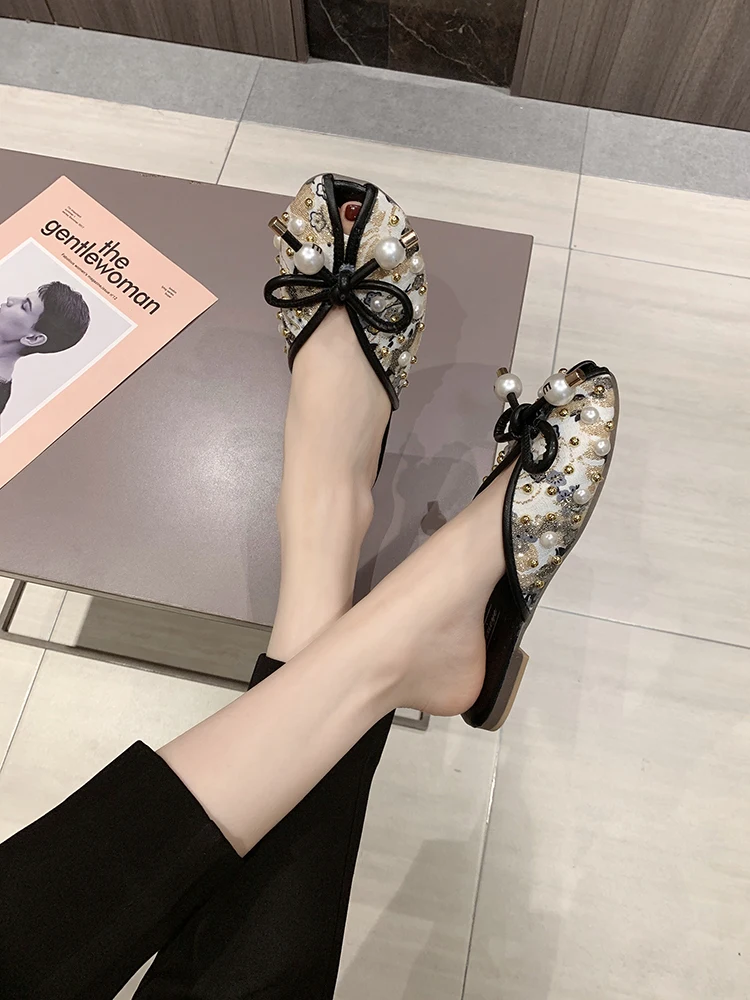House Slippers Platform Flat Shoes Female Cover Toe Loafers Slipers Women String Bead Luxury Slides Soft 2021 Summer Designer Fa
House Slippers Platform Flat Shoes Female Cover Toe Loafers Slipers Women String Bead Luxury Slides Soft 2021 Summer Designer Fa