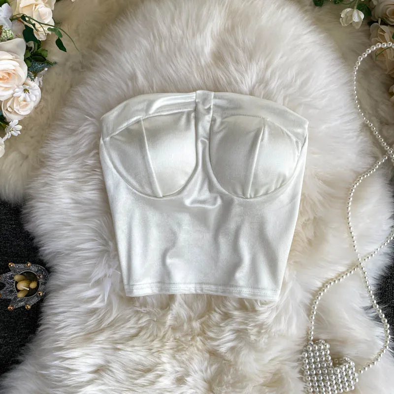 Camis For Women Velvet Tube Top Woman Sexy Sweet Solid Crop Tops Strapless Built with Bra Tank
Camis For Women Velvet Tube Top Woman Sexy Sweet Solid Crop Tops Strapless Built with Bra Tank