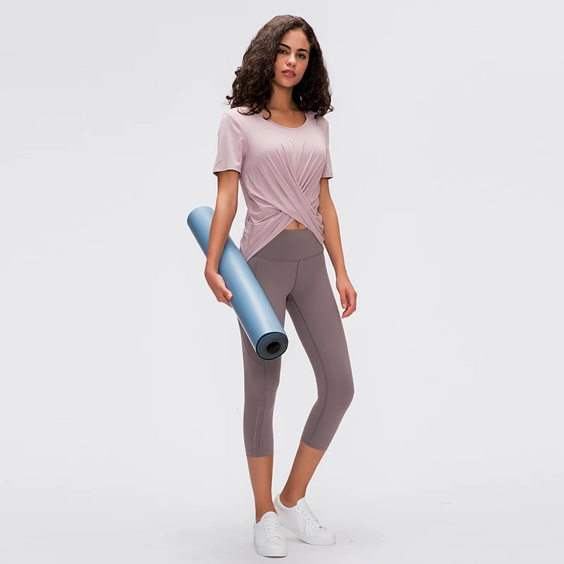 NWT 2020 WomenShort Sleeve T shirt Sexy Yoga Crop Tops Women Running Fitness Short-S Fitness Running Tops Tee Free shippping
NWT 2020 WomenShort Sleeve T shirt Sexy Yoga Crop Tops Women Running Fitness Short-S Fitness Running Tops Tee Free shippping