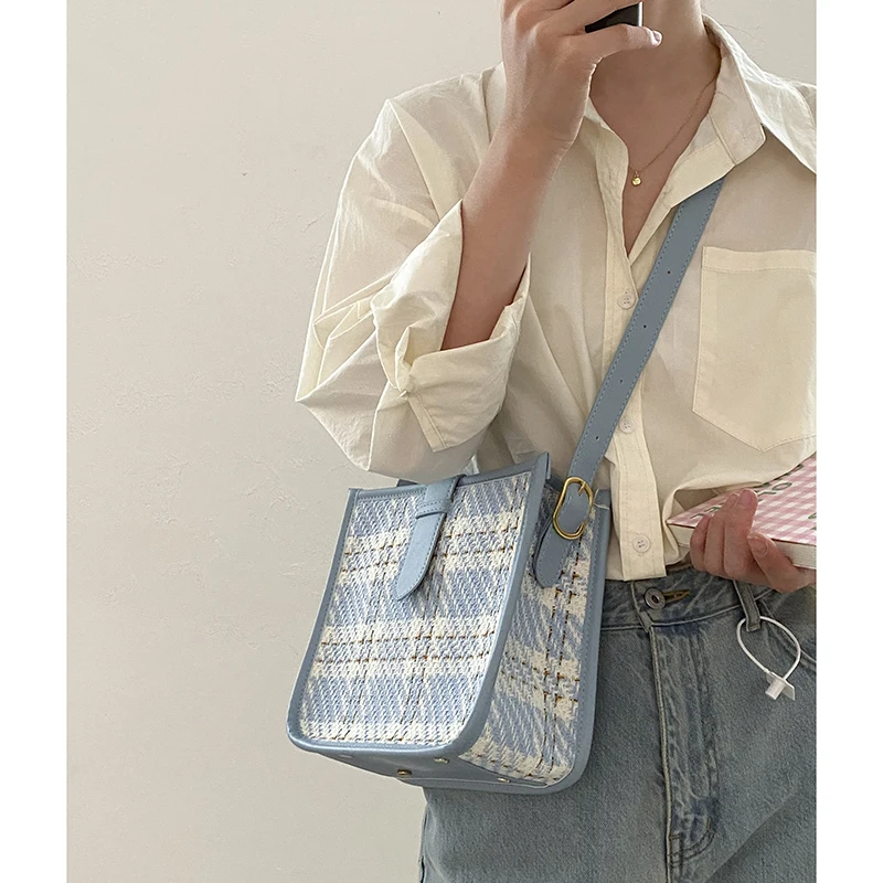 Women's Shoulder Bag Cute Plaid Pattern Square Bucket Leather Crossbody Handbags Wholesale 2021 New Fashion Elegant Female Bags
Women's Shoulder Bag Cute Plaid Pattern Square Bucket Leather Crossbody Handbags Wholesale 2021 New Fashion Elegant Female Bags