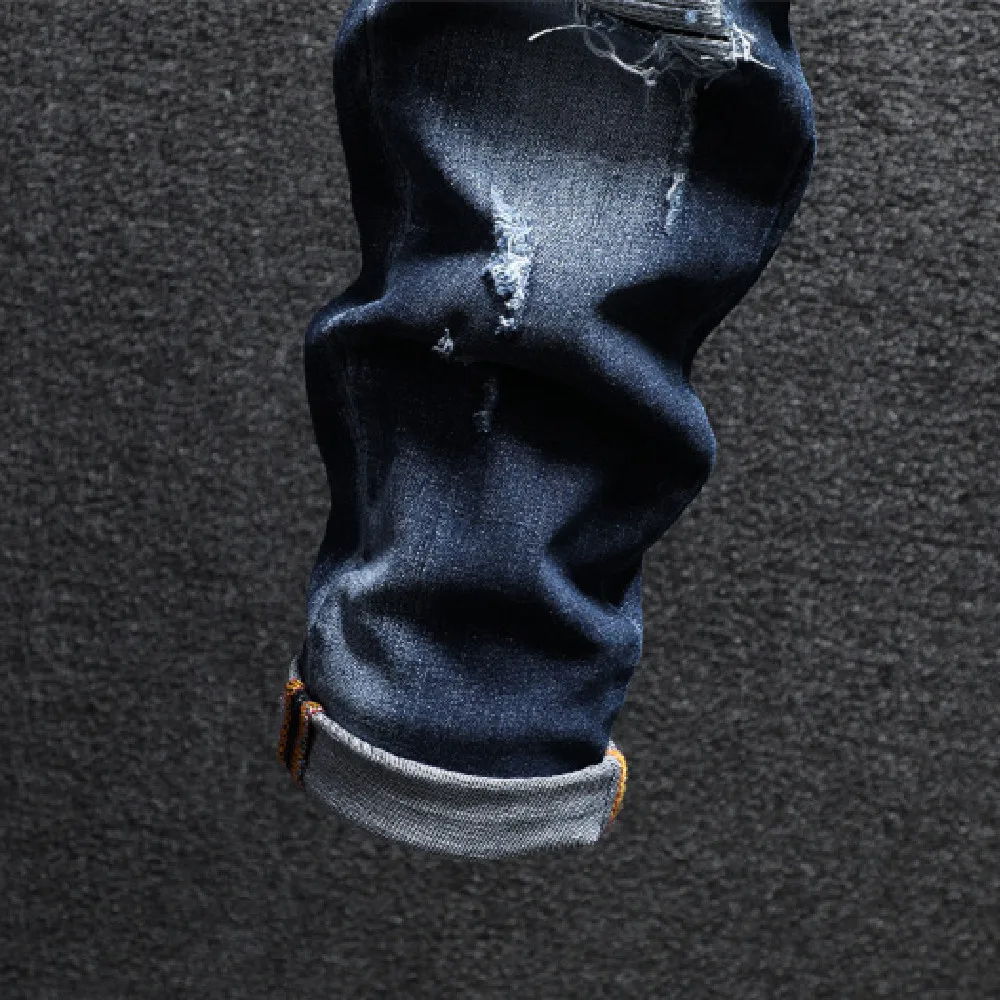 Men's jeans new ripped slim trousers 2021 men's embroidered small leg pants stretch badge jeans fashion casual loose with jeans
Men's jeans new ripped slim trousers 2021 men's embroidered small leg pants stretch badge jeans fashion casual loose with jeans