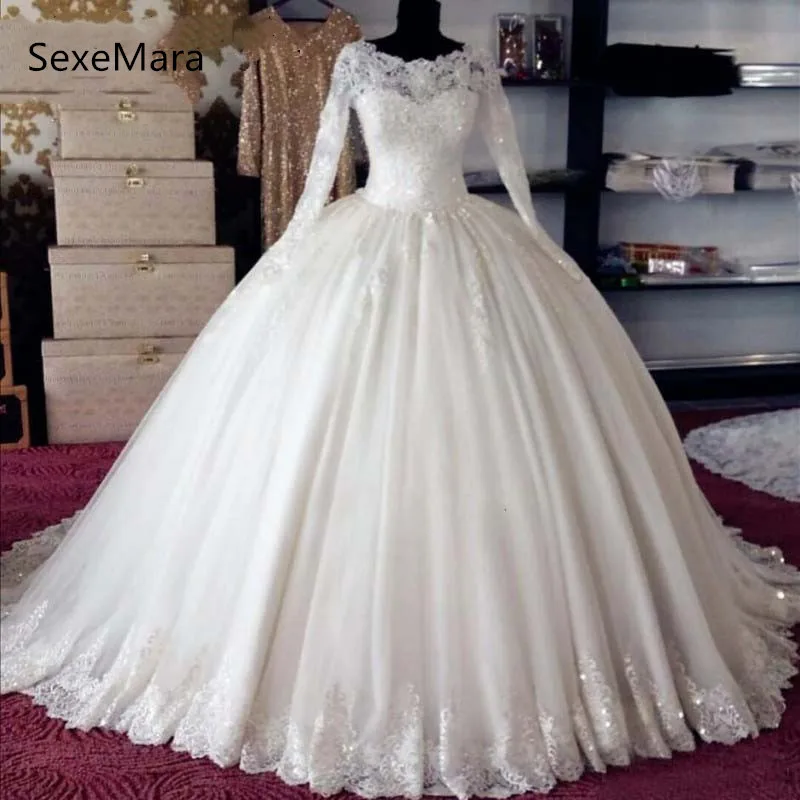 Ivory White Wedding Gowns with Long Sleeves Lace Appliques Bridal Wedding Gowns Lace Up Back Custom Made
Ivory White Wedding Gowns with Long Sleeves Lace Appliques Bridal Wedding Gowns Lace Up Back Custom Made