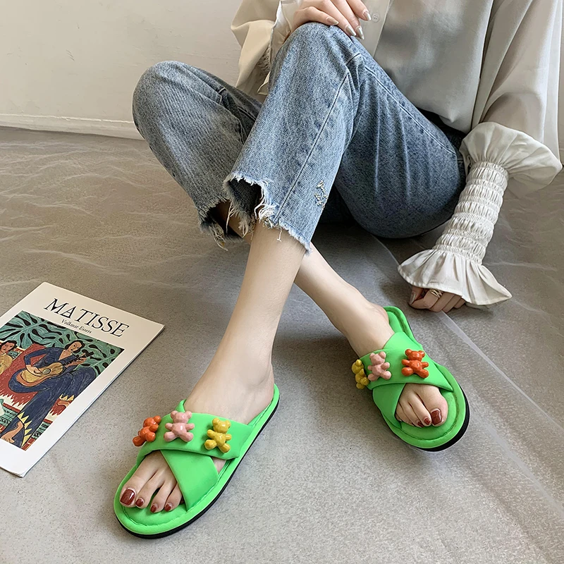Solid Color Women's Slippers Casual Open-toed Fashion Flat Soles Bear Decoration Cute Outer Wear Small Fresh Women's Slippers
Solid Color Women's Slippers Casual Open-toed Fashion Flat Soles Bear Decoration Cute Outer Wear Small Fresh Women's Slippers