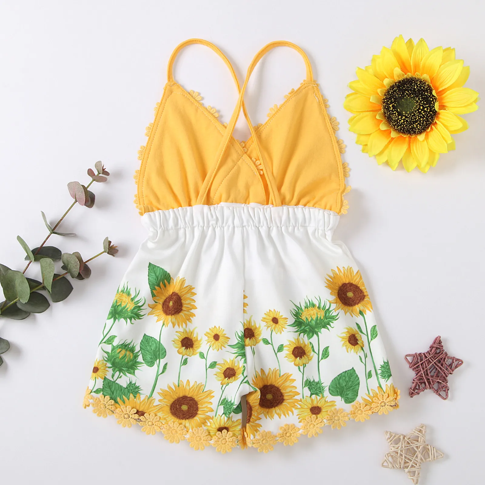 Toddler Baby Girls Ruffles Sunflower Printed Romper Backless Daisy Edge Chiffon Jumpsuit Summer Sleeveless Sunsuit ropa bebe 
Toddler Baby Girls Ruffles Sunflower Printed Romper Backless Daisy Edge Chiffon Jumpsuit Summer Sleeveless Sunsuit ropa bebe