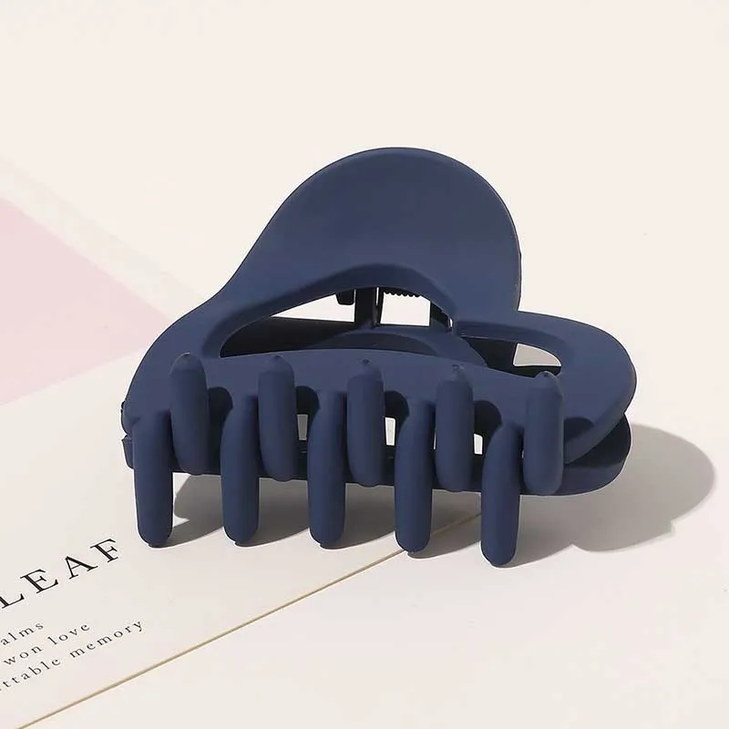 Elegant Matte Love Hollow Out Hair Claws Women Geometric Hairpins Acrylic Hair Clips Styling Tools Barrettes Hair Accessories
Elegant Matte Love Hollow Out Hair Claws Women Geometric Hairpins Acrylic Hair Clips Styling Tools Barrettes Hair Accessories
