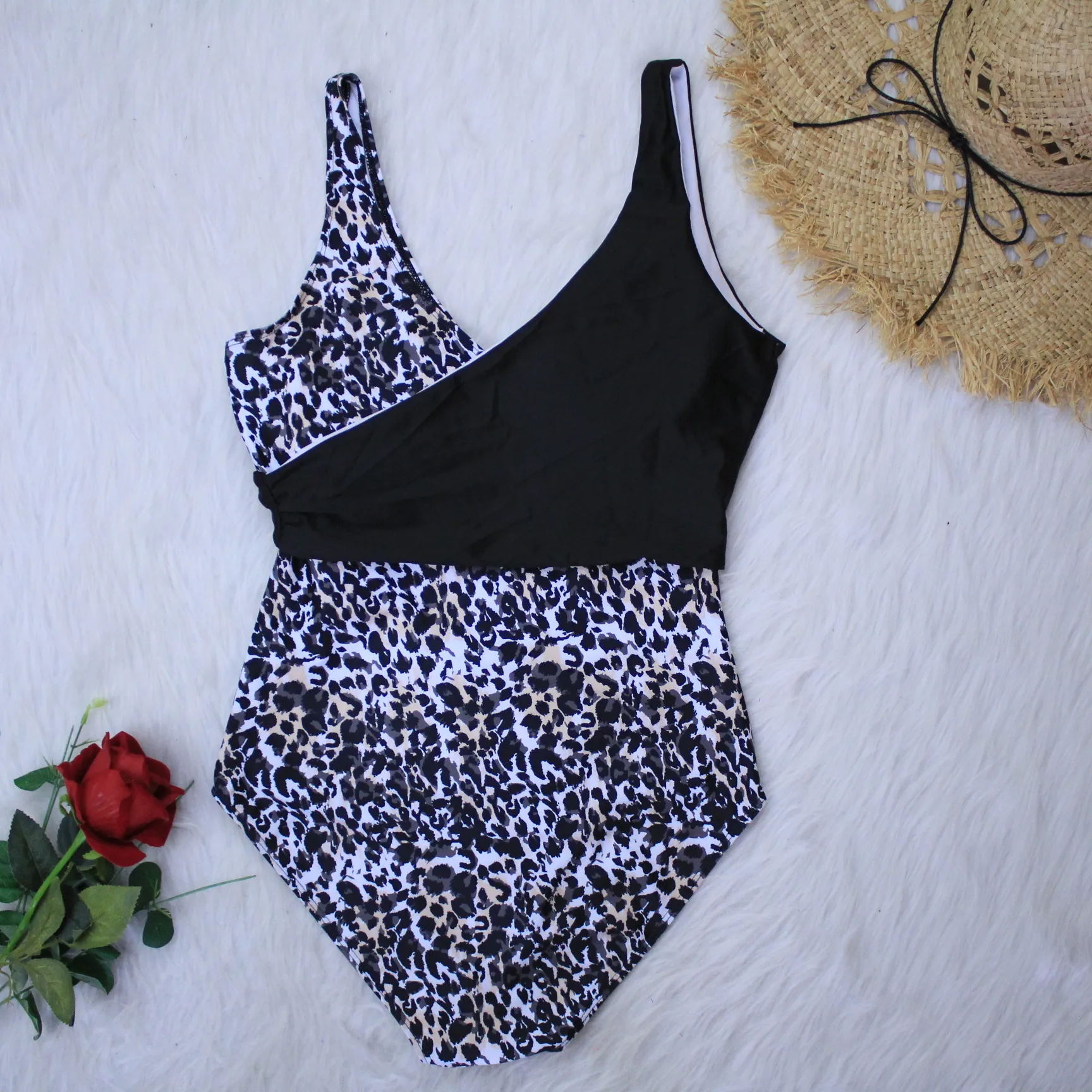 Swimsuit Women One Piece Swimwear Woman 2021 Patchwork Floral Swimming Suit Sexy Summer Bathing Suit
Swimsuit Women One Piece Swimwear Woman 2021 Patchwork Floral Swimming Suit Sexy Summer Bathing Suit