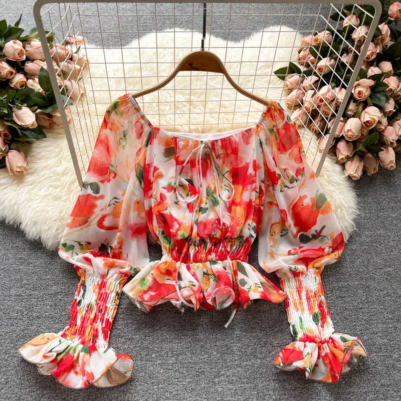 Women Retro Floral Blouse Elegant French Long Sleeve V Neck Slim Tops 2021 Autumn Bohemian Print Vacation Short Blouse
Women Retro Floral Blouse Elegant French Long Sleeve V Neck Slim Tops 2021 Autumn Bohemian Print Vacation Short Blouse