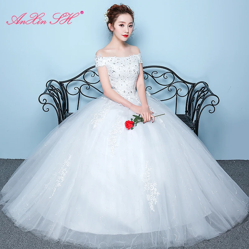 AnXin SH princess flower lace white wedding dress party vintage boat neck turkey beading sleeveless ball gown wedding dress
AnXin SH princess flower lace white wedding dress party vintage boat neck turkey beading sleeveless ball gown wedding dress