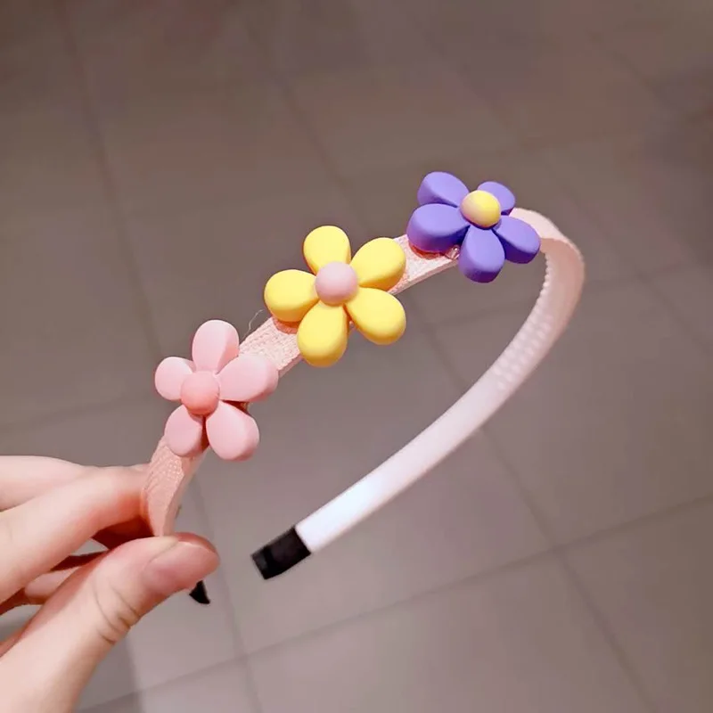 1Piece Fashion Korean Hairbands Lovely Girls Hair Hoops with Teeth Flower Animals Fruit Headbands Non-slip Kids Hair Accessories
1Piece Fashion Korean Hairbands Lovely Girls Hair Hoops with Teeth Flower Animals Fruit Headbands Non-slip Kids Hair Accessories