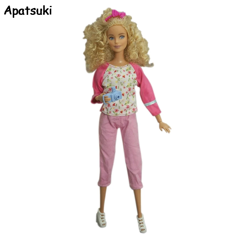Picnic Pink Floral Outfits For Barbie Doll Shirt Pants Camera Shoes Headband For Barbie Clothes Set Toys 1/6 Dolls Accessories
Picnic Pink Floral Outfits For Barbie Doll Shirt Pants Camera Shoes Headband For Barbie Clothes Set Toys 1/6 Dolls Accessories