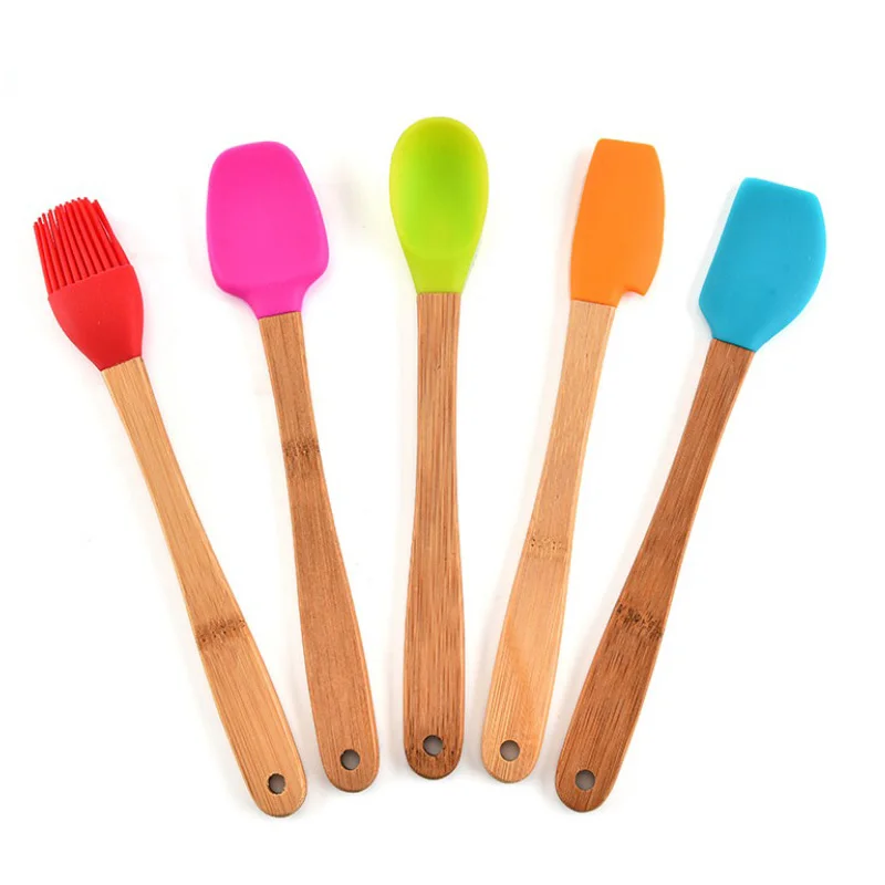 

5PC Cake Silicone Spatula Set Pastry Brush Spoon Dough Scraper Fondant Butter Cake Scraper Smoother Bread Baking Tools For Cakes