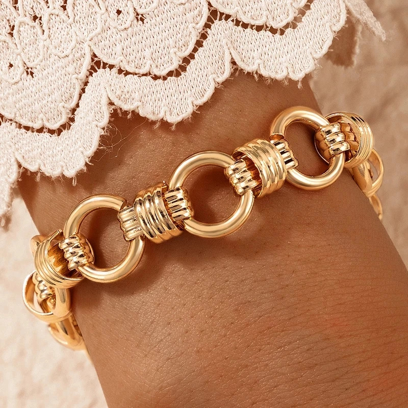 docona New Fashion Gold Round Geomety Bracelet for Women Gothic Metal Alloy Bracelets Ladies Party Jewelry Accessories 17327
docona New Fashion Gold Round Geomety Bracelet for Women Gothic Metal Alloy Bracelets Ladies Party Jewelry Accessories 17327