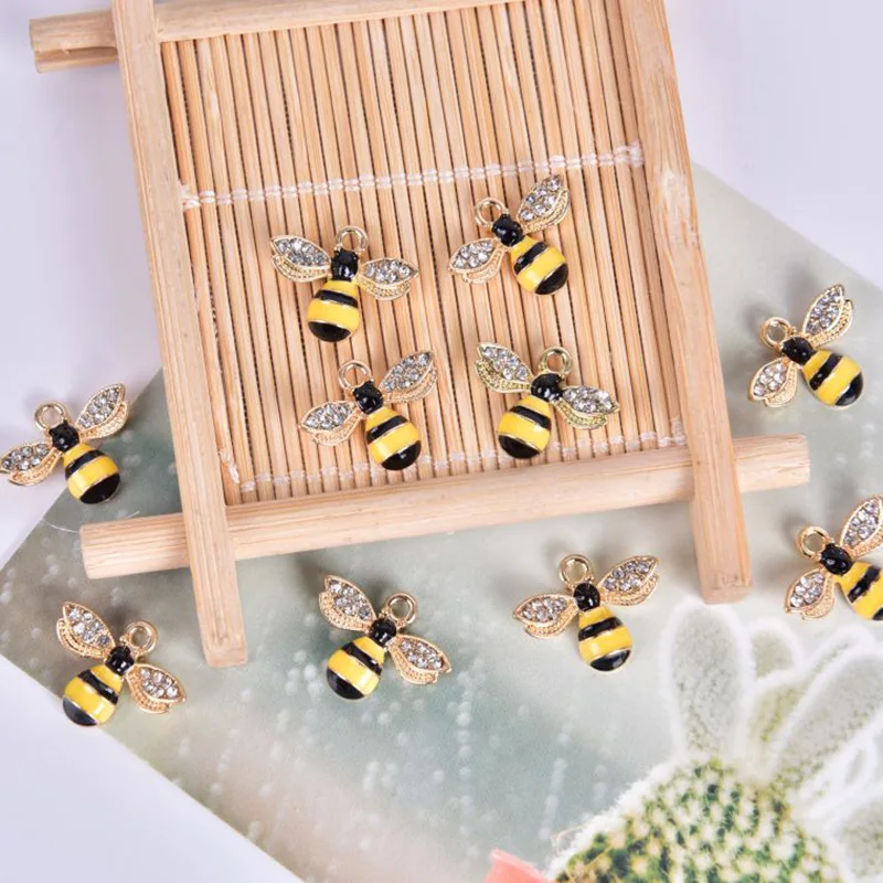 10pcs 14x18mm enamel bee charm for jewelry making cute earring pendant bracelet necklace charms diy design charms
10pcs 14x18mm enamel bee charm for jewelry making cute earring pendant bracelet necklace charms diy design charms
