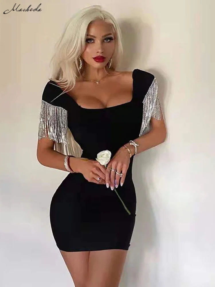 Macheda Spring 2022 Elastic Slim-fit halter Dress Shoulder tassel metal chain embellished street style versatile elegant Christm
Macheda Spring 2022 Elastic Slim-fit halter Dress Shoulder tassel metal chain embellished street style versatile elegant Christm
