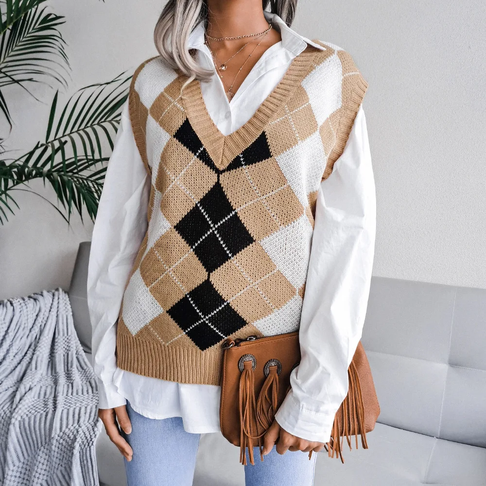 Chifirena 2021 Loose Women's Vest V Neck Vintage Oversize Vests for Women Sleeveless Pullover Knitted Autumn Sweaters Female
Chifirena 2021 Loose Women's Vest V Neck Vintage Oversize Vests for Women Sleeveless Pullover Knitted Autumn Sweaters Female