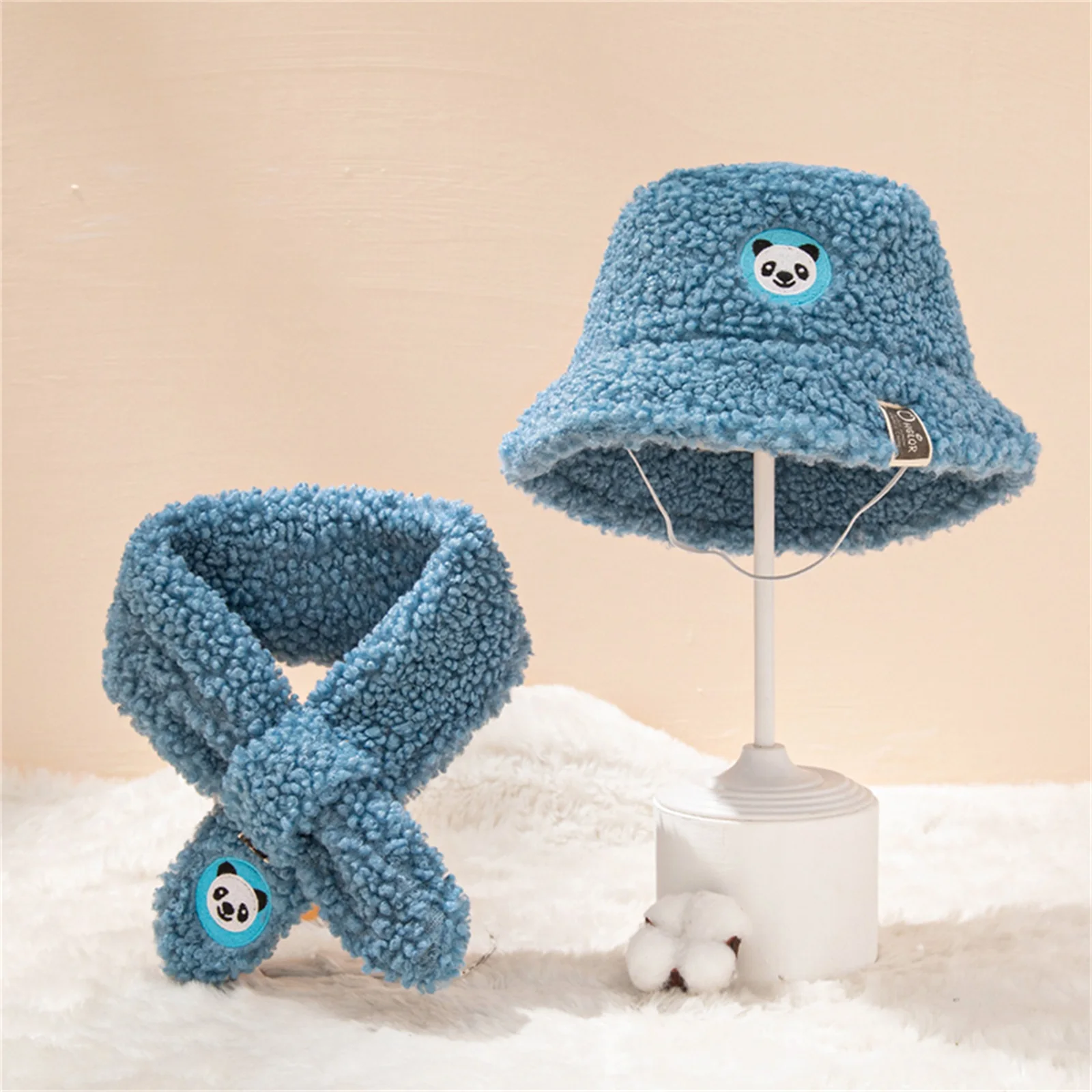 Newborn Winter Hat Scarf Set Baby Polar Fleece Warm Cartoon Labeling Fisherman Cap Neck Warmer Kit 0-2Years
Newborn Winter Hat Scarf Set Baby Polar Fleece Warm Cartoon Labeling Fisherman Cap Neck Warmer Kit 0-2Years