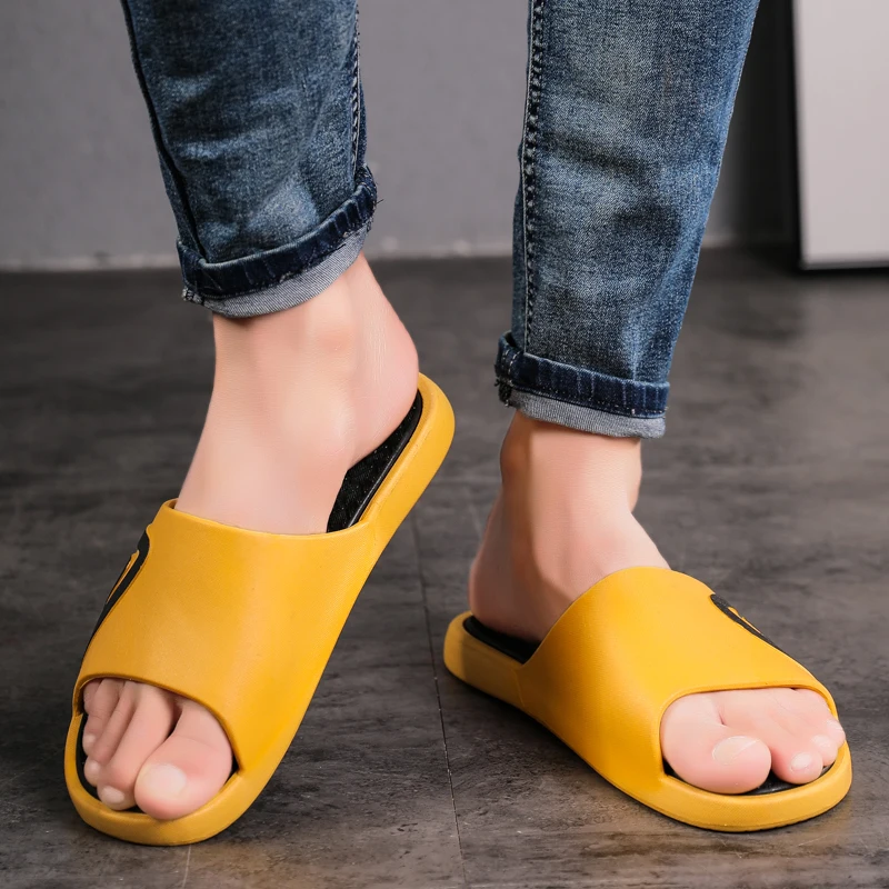 CYYTL Soft Men Slippers Bathroom Non slip Summer Fashion Indoor Outdoor Flip Flops Beach Ladies Slides Couple Claquette Homme
CYYTL Soft Men Slippers Bathroom Non slip Summer Fashion Indoor Outdoor Flip Flops Beach Ladies Slides Couple Claquette Homme