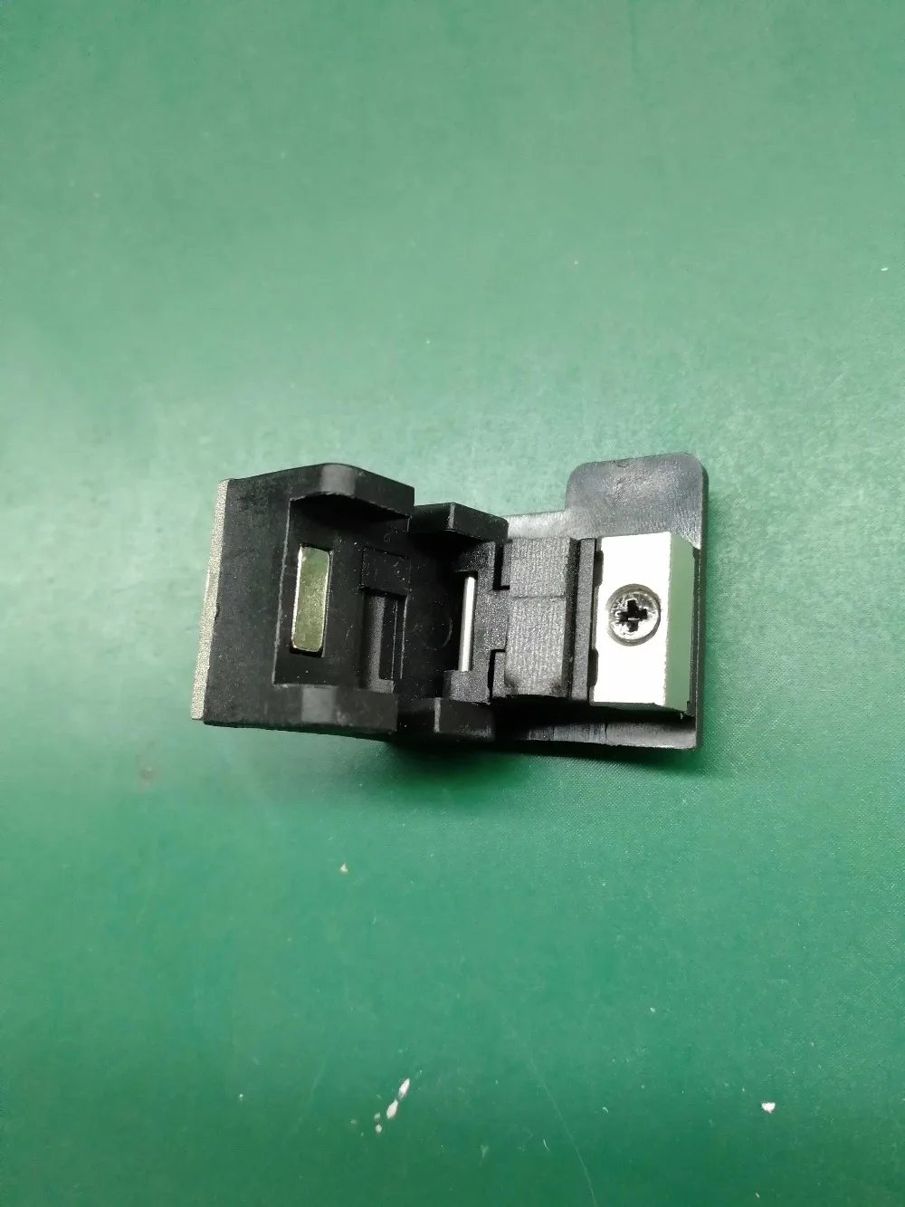 Free Shipping JILONG SOC Fiber Holder for KL-260 KL-280 KL-280G KL-300T KL-520 Optical fiber fusion splicer
Free Shipping JILONG SOC Fiber Holder for KL-260 KL-280 KL-280G KL-300T KL-520 Optical fiber fusion splicer