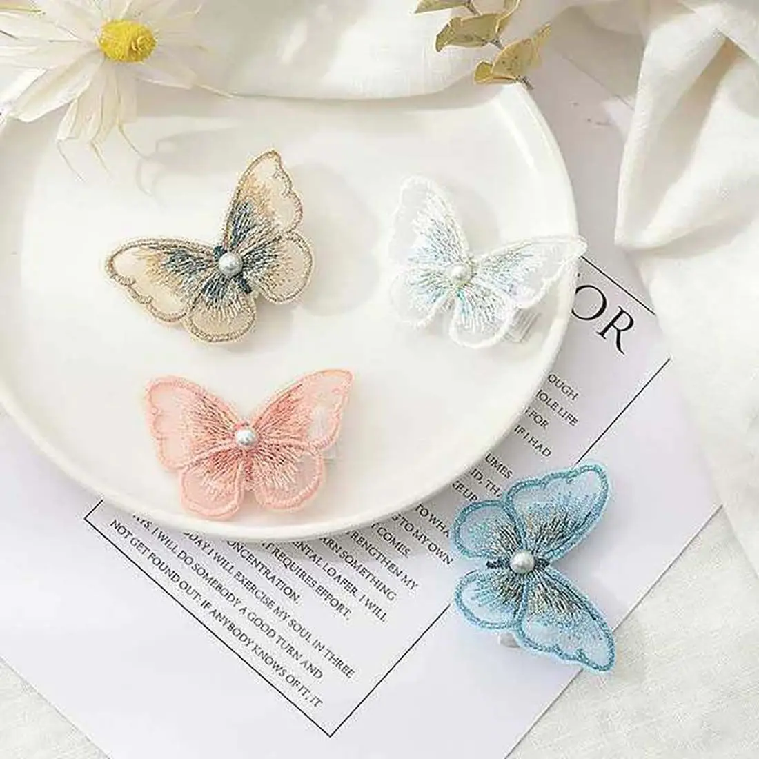 2PC Bow Hairpin Embroidered Pearl Bangs Hair Ornaments Cute Parent-Child Hairpins Decorative Headbands Hair Accessories
2PC Bow Hairpin Embroidered Pearl Bangs Hair Ornaments Cute Parent-Child Hairpins Decorative Headbands Hair Accessories