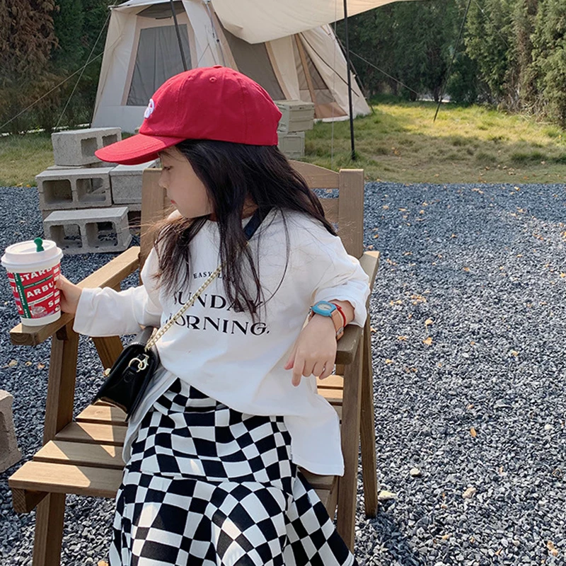 Spring Autumn Girls T Shirt Baby Tee Shirt Kids Tops Children Streetwear Clothes Fashion Letter Print Side Slit 2-9Y
Spring Autumn Girls T Shirt Baby Tee Shirt Kids Tops Children Streetwear Clothes Fashion Letter Print Side Slit 2-9Y