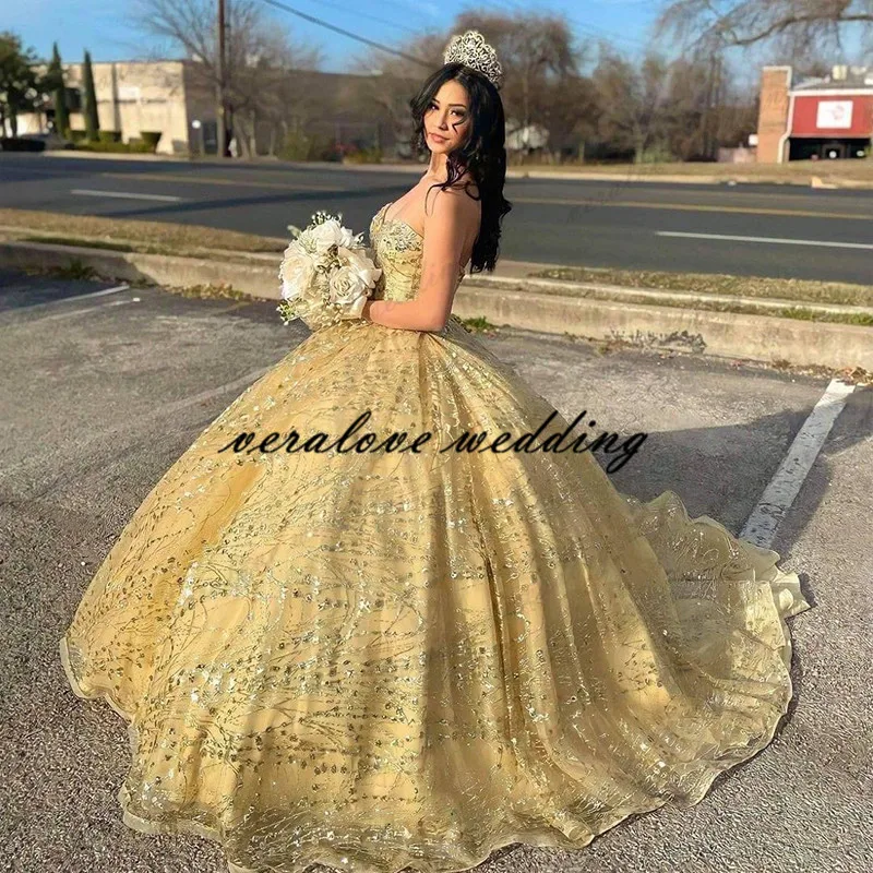 Gold Sweetheart vestidos de quinceañera Sweet 16 Dress Blue Quinceanera Prom Dresses Lace Applique Formal Party Wear
Gold Sweetheart vestidos de quinceañera Sweet 16 Dress Blue Quinceanera Prom Dresses Lace Applique Formal Party Wear