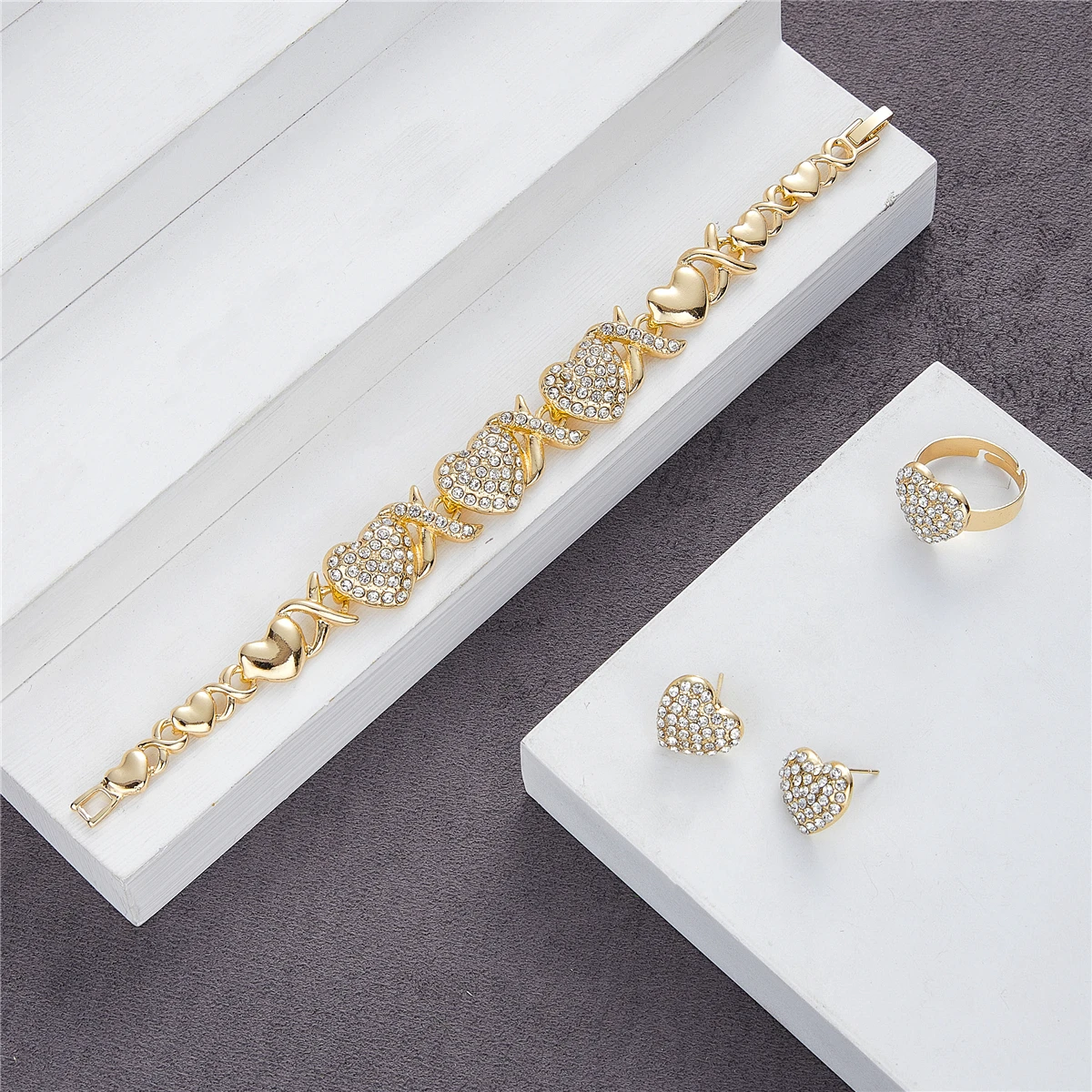 Heart Shaped Xoxo Jewelry Set Women's Wedding Inlaid With White Stone Necklace Earrings Jewelry Accessories Adjustable Ring
Heart Shaped Xoxo Jewelry Set Women's Wedding Inlaid With White Stone Necklace Earrings Jewelry Accessories Adjustable Ring