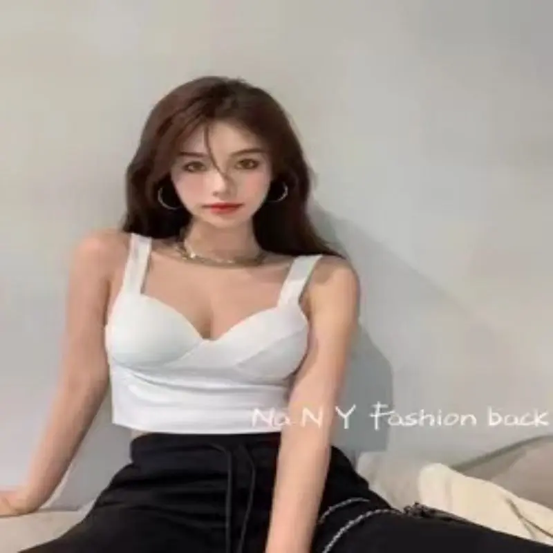 New Beauty back Tube top Integrated Gather Underwear Woman No steel ring Breathable bra
New Beauty back Tube top Integrated Gather Underwear Woman No steel ring Breathable bra