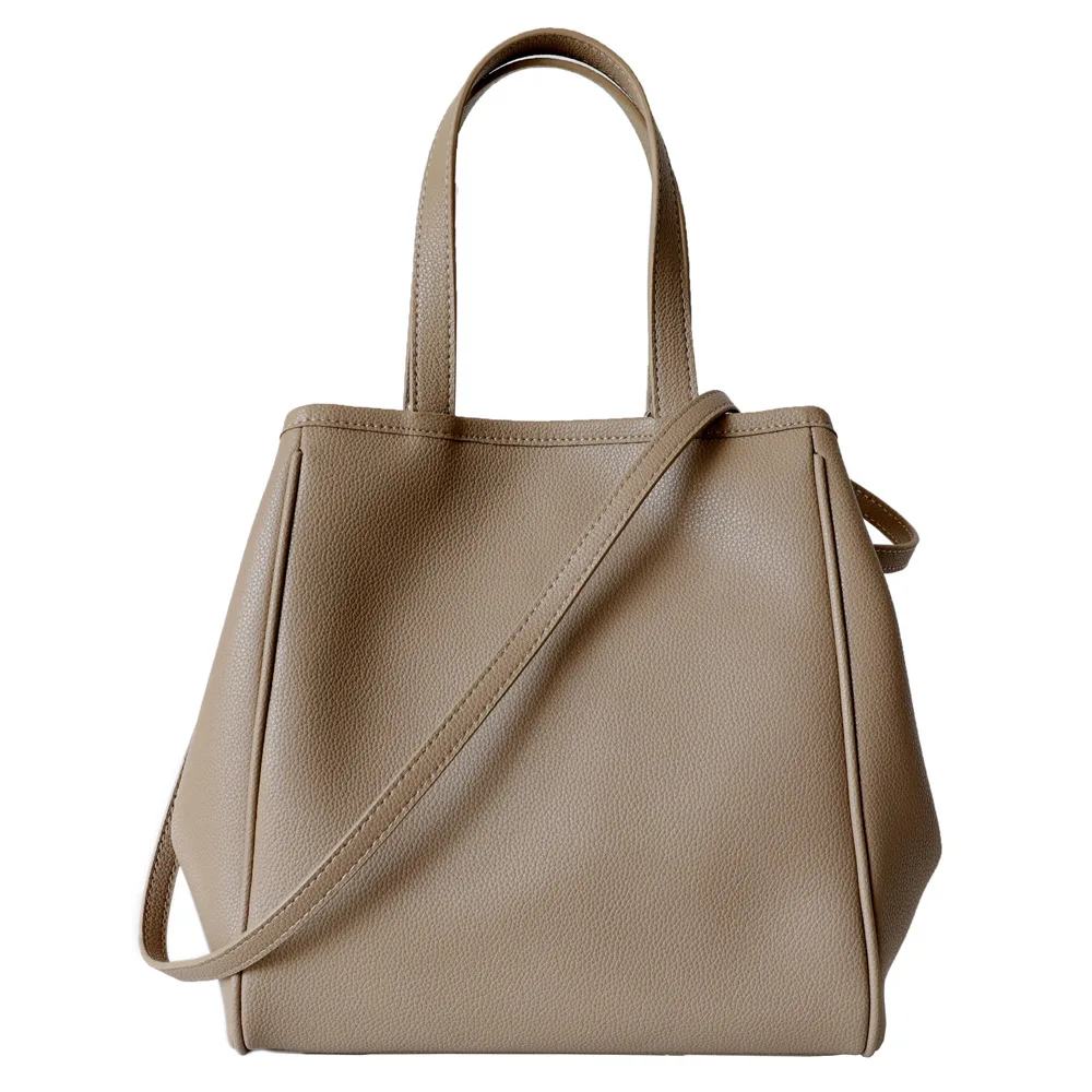 2021 New Real Leather Shopping Bag Grain Tote Bag Khaki Shoulder Portable Leather Bag for Women
2021 New Real Leather Shopping Bag Grain Tote Bag Khaki Shoulder Portable Leather Bag for Women