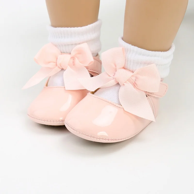 2021Baby Girl Bowknot Toddler Shoes + 1 Headband + 1 Socks Three Piece Suit 0-18M
2021Baby Girl Bowknot Toddler Shoes + 1 Headband + 1 Socks Three Piece Suit 0-18M