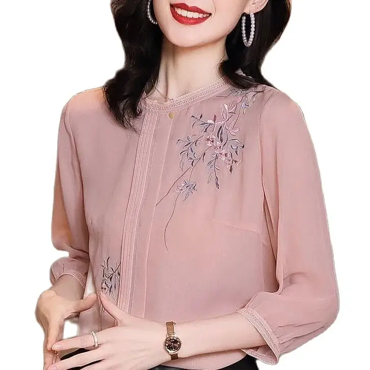 Women Spring Summer Style Chiffon Blouses Shirts Lady Casual Three Quartz Sleeve O-Neck Embroidery Chiffon blouses Tops DF4176
Women Spring Summer Style Chiffon Blouses Shirts Lady Casual Three Quartz Sleeve O-Neck Embroidery Chiffon blouses Tops DF4176