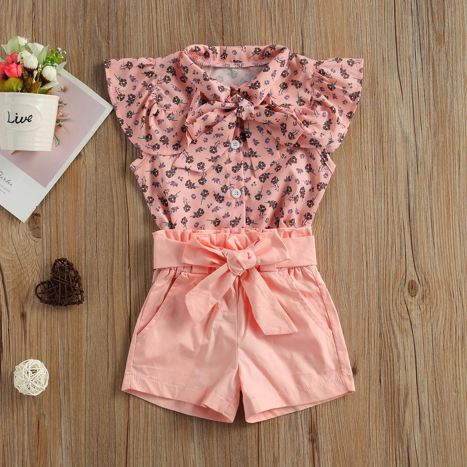 2021 New Fashion Girl's Clothes 2 Pieces Set Kid's Summer Floral Printed Ruffle Tops High Waist Shorts Outfit for Baby
2021 New Fashion Girl's Clothes 2 Pieces Set Kid's Summer Floral Printed Ruffle Tops High Waist Shorts Outfit for Baby