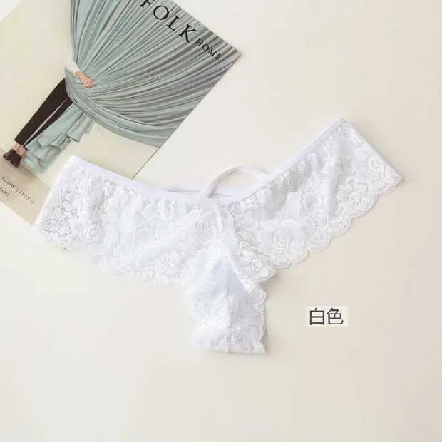 European and American sexy underwear Victoria low waist large size underwear women's traceless pants sexy lace triangle
European and American sexy underwear Victoria low waist large size underwear women's traceless pants sexy lace triangle