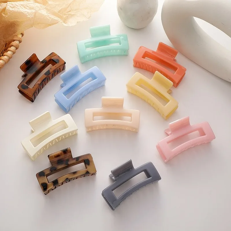 Korean Acrylic Women Hair Claws Crab Clamps Charm Solid Color Leopard Lady Hair Clips Retro Make up Hairdress Hair Styling Tool
Korean Acrylic Women Hair Claws Crab Clamps Charm Solid Color Leopard Lady Hair Clips Retro Make up Hairdress Hair Styling Tool