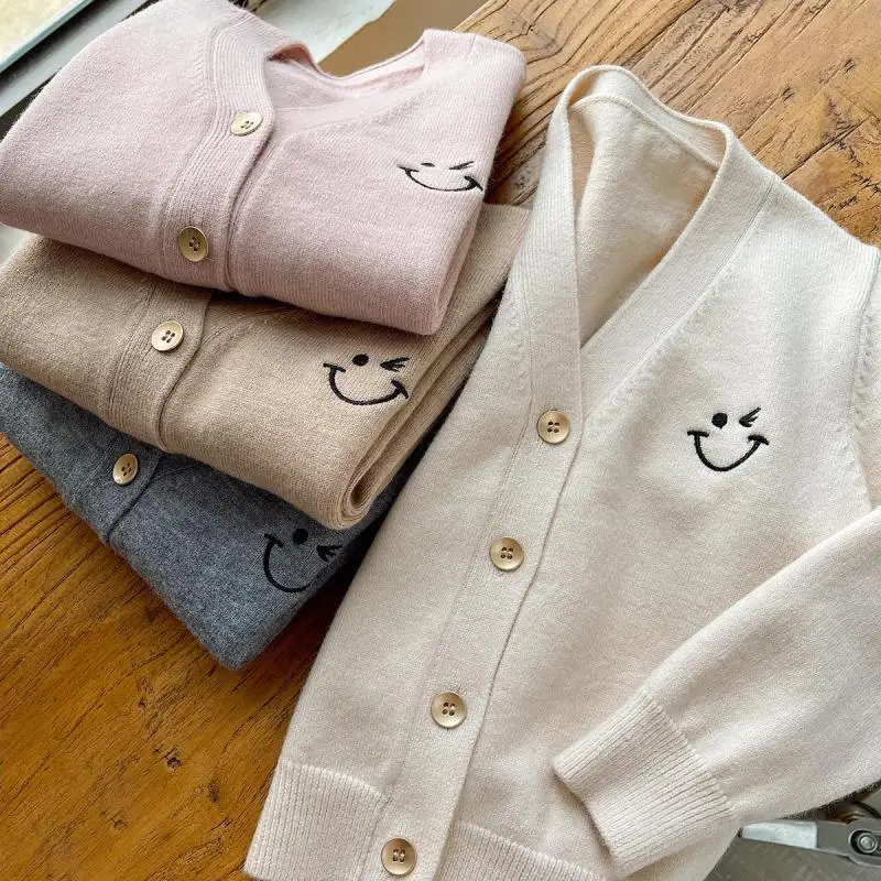 Autumn Spring Cardigan Sweater For Boys Girls Long Sleeve Single Breasted Outerwear For Unisex Children Kids Knitwear Clothes
Autumn Spring Cardigan Sweater For Boys Girls Long Sleeve Single Breasted Outerwear For Unisex Children Kids Knitwear Clothes