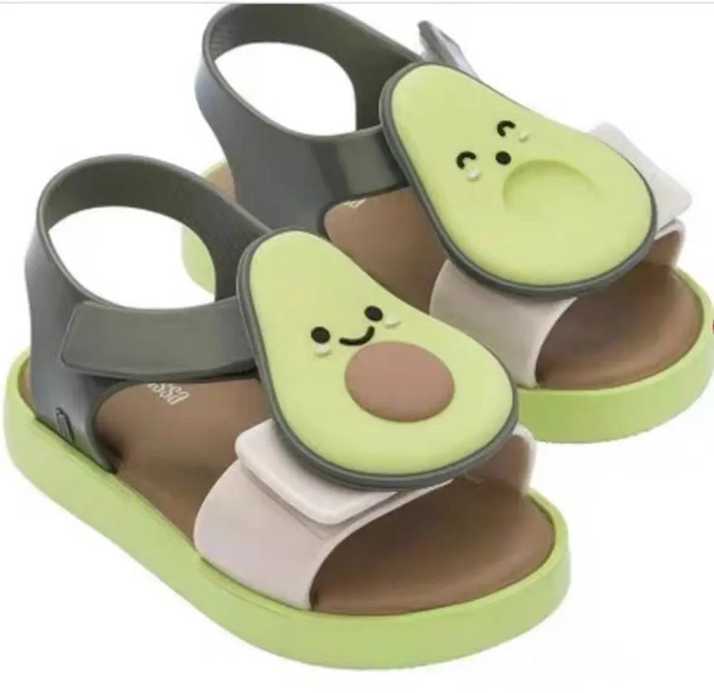 2021 Newest Kids Summer Jelly Sandals Children Fashion Watermelon Straberry Pinapple Avocado Jelly Princess Beach Shoes HMI042 
2021 Newest Kids Summer Jelly Sandals Children Fashion Watermelon Straberry Pinapple Avocado Jelly Princess Beach Shoes HMI042