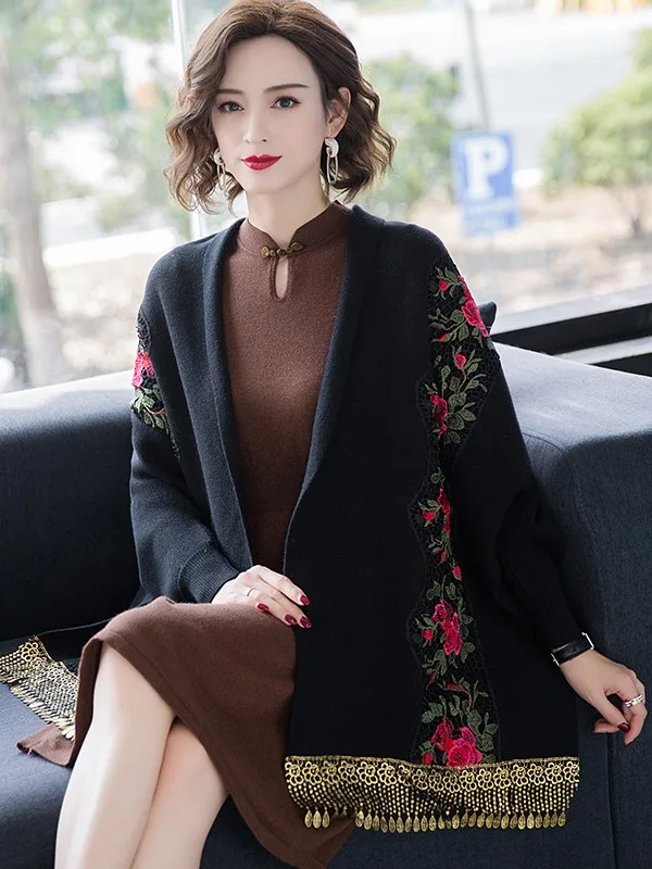 Fashion Lady Wholesale Cloak Cashmere With Sleeves Embroidery Latest Designer Pashmina Winter Shawl Scarf Blanket
Fashion Lady Wholesale Cloak Cashmere With Sleeves Embroidery Latest Designer Pashmina Winter Shawl Scarf Blanket
