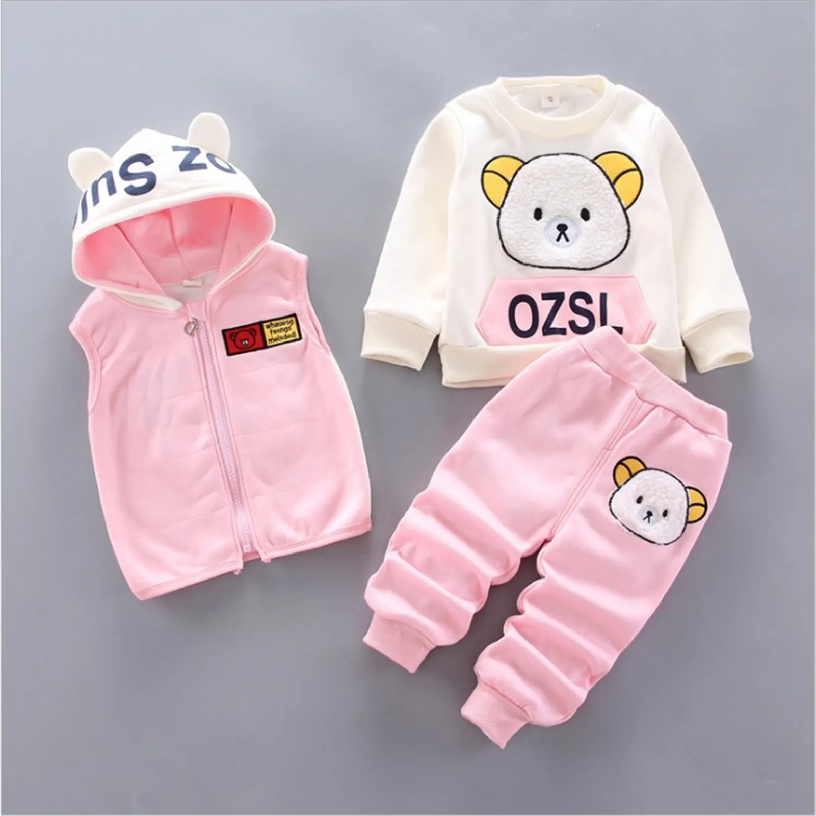 Baby Clothes Autumn And Winter Pure Cotton Thickened Warm Suit Baby Hooded Sweater Cartoon Cute Bear Three-piece Baby Suit
Baby Clothes Autumn And Winter Pure Cotton Thickened Warm Suit Baby Hooded Sweater Cartoon Cute Bear Three-piece Baby Suit