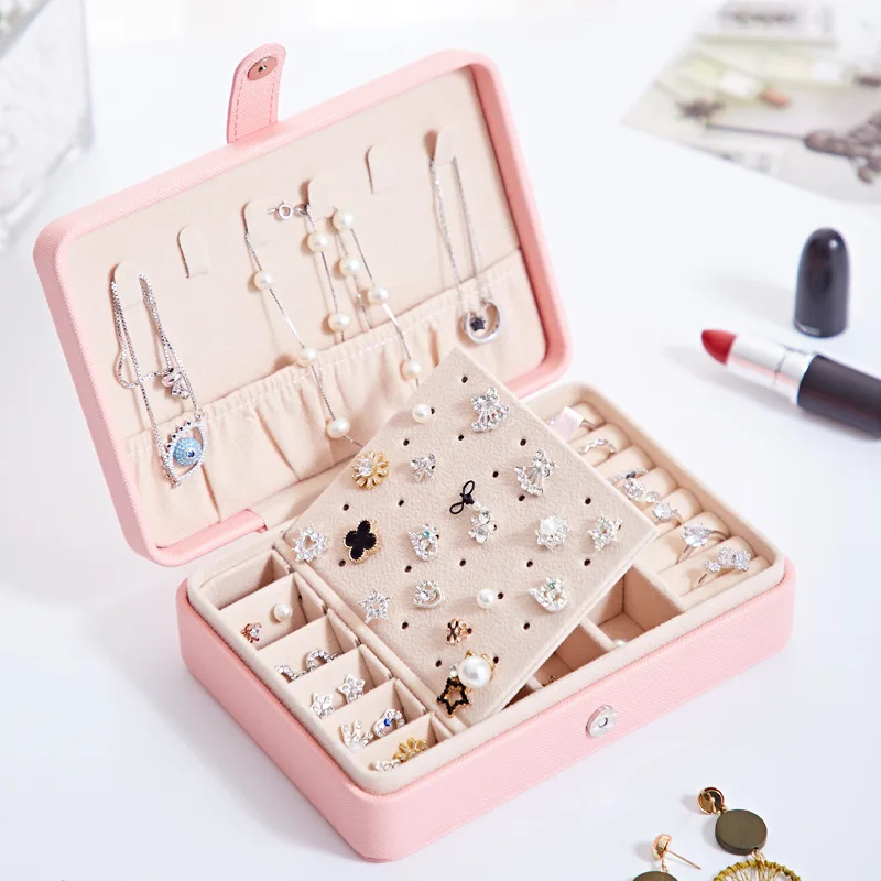 Lady PU Leather Jewelry Box Storage Box Ring Display Case Portable Jewelry Organizer for Necklaces Joyeros Organizador De Joyas
Lady PU Leather Jewelry Box Storage Box Ring Display Case Portable Jewelry Organizer for Necklaces Joyeros Organizador De Joyas