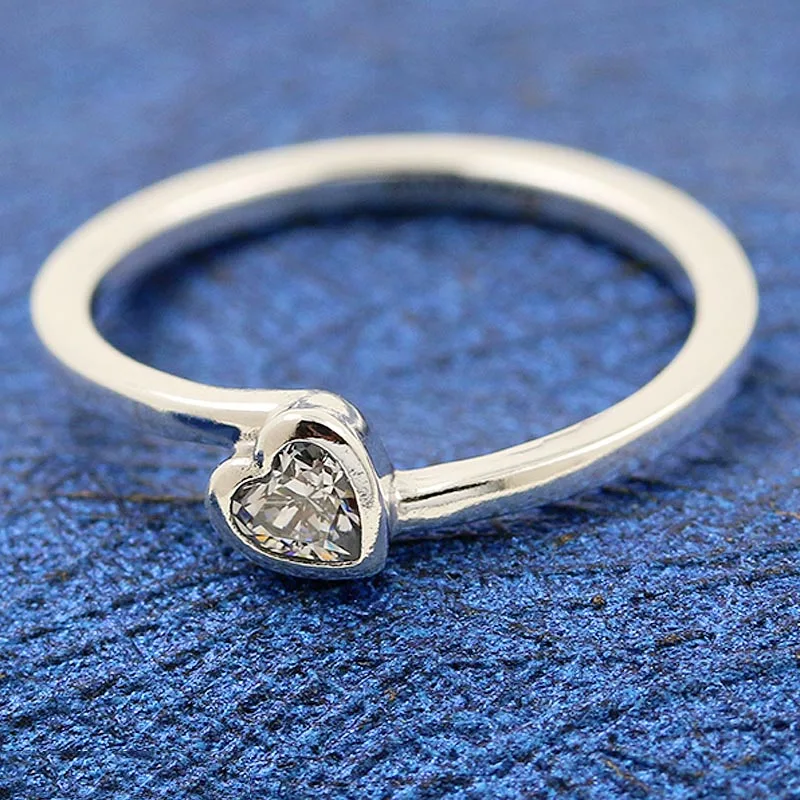 Original Clear Tilted Heart Solitaire With Crystal Rings For Women 925 Sterling Silver Ring Wedding Party Gift Europe Jewelry
Original Clear Tilted Heart Solitaire With Crystal Rings For Women 925 Sterling Silver Ring Wedding Party Gift Europe Jewelry