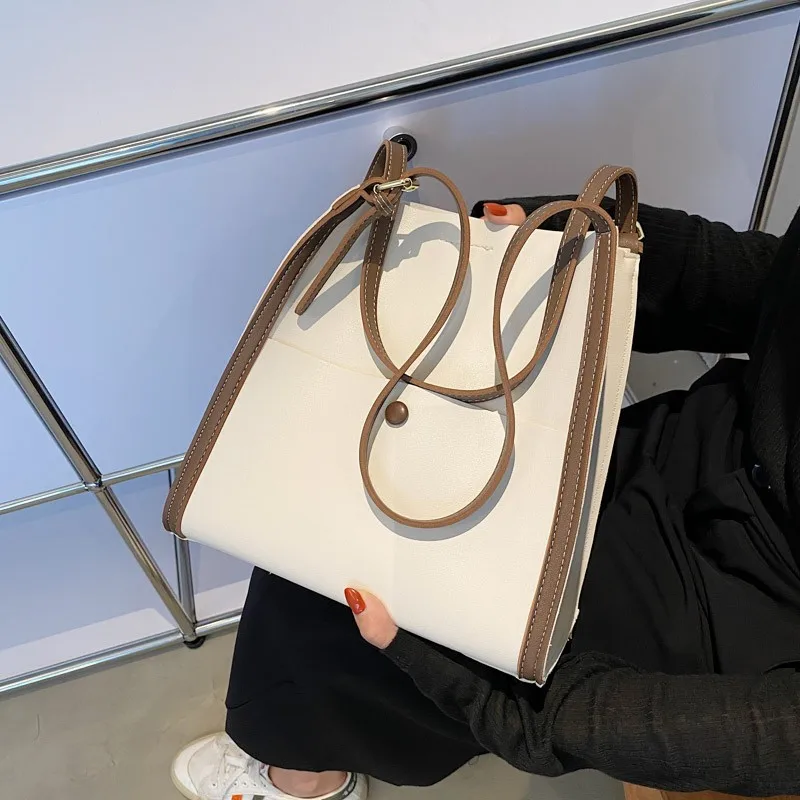 Женская сумка 2021 Bolsas, летняя модная мягкая дизайнерская простая качественная Корейская сумка через плечо из искусственной кожи для женщин, ...
Женская сумка 2021 Bolsas, летняя модная мягкая дизайнерская простая качественная Корейская сумка через плечо из искусственной кожи для женщин, ...