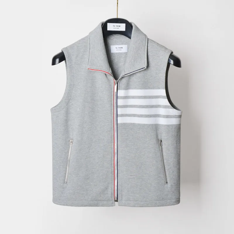 TB 2021 Fashion Brand Spring Autumn Vest Striped Cotton Casual Jacket Men Slim Turn Down Collar Coat Sleeveless
TB 2021 Fashion Brand Spring Autumn Vest Striped Cotton Casual Jacket Men Slim Turn Down Collar Coat Sleeveless