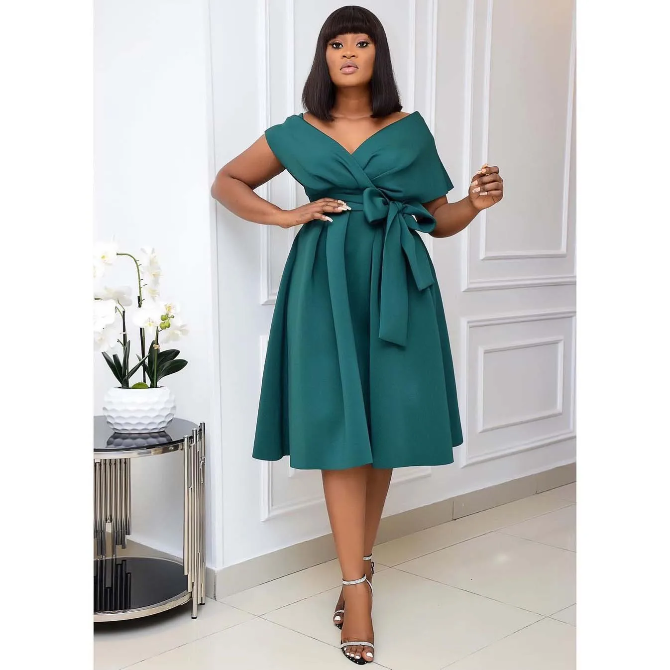 2021 Summer New Women's Clothes Short Sleeve Off The Shoulder V Neck Dress Solid Color Large Swing Banquet Dress For Women
2021 Summer New Women's Clothes Short Sleeve Off The Shoulder V Neck Dress Solid Color Large Swing Banquet Dress For Women