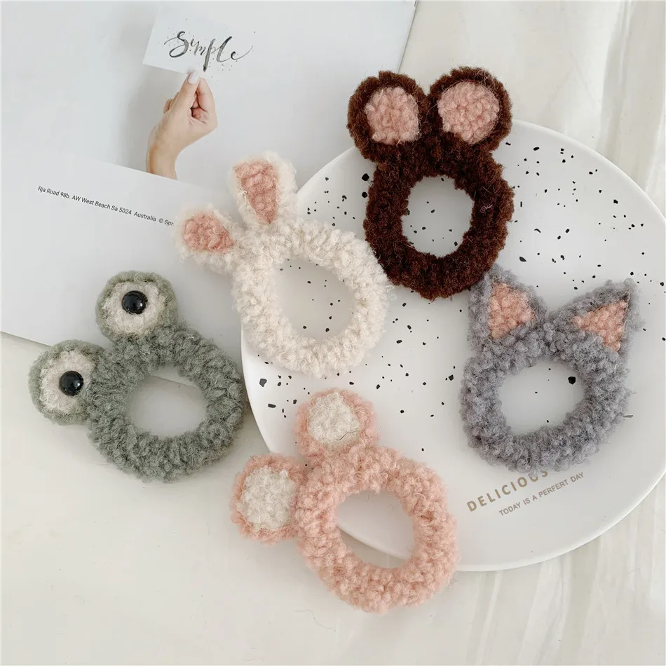 Super Cute Three-dimensional Plush Animal Ear Crab Hair Rope For Girls Hair Accessories Vintage Jewelry Headdress Fashion Style
Super Cute Three-dimensional Plush Animal Ear Crab Hair Rope For Girls Hair Accessories Vintage Jewelry Headdress Fashion Style