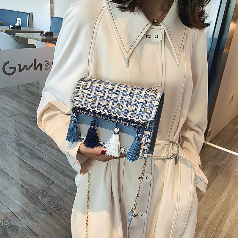 Woven handbags 2021 new Southeast Asian style chain shoulder bag ethnic style messenger bag clutch dinner bag
Woven handbags 2021 new Southeast Asian style chain shoulder bag ethnic style messenger bag clutch dinner bag